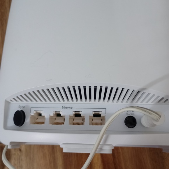 NETGEAR Orbi RBS50V2 Satellite for AC3000 Mesh WiFi System (Router Not Included) - Picture 5 of 8